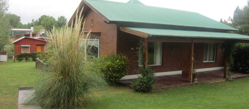 Cabaña «casa Los Malvones» en Pehuen Có Buenos Aires Argentina Cabaña «casa Los Malvones» en Pehuen Có Buenos Aires Argentina